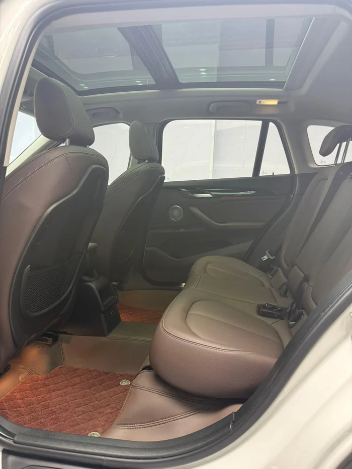 b8d16ea3-2d58-48a6-af54-6ad033a52904-bmwx1(18).jpg