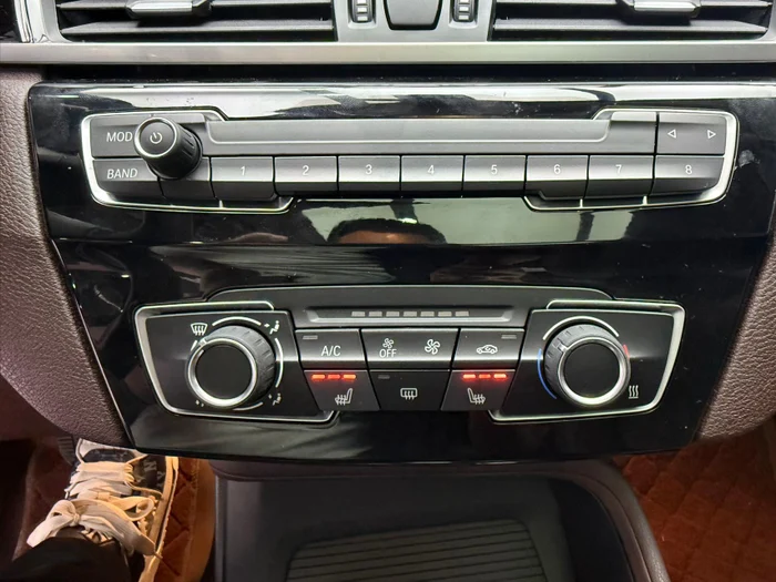 97a9e839-ce73-4b19-bb15-7bf6f64821d3-bmwx1(15).jpg