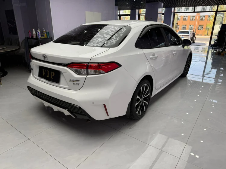 39f66da7-860e-49b8-96c5-32fbddc465d9-toyotalevin4.jpg