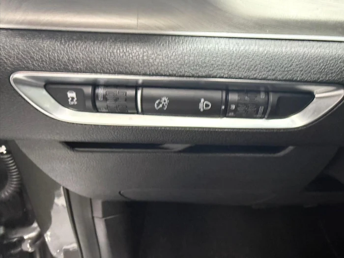 6bb6e883-ed05-4c66-8412-30017e06b8ce-geelycoolray10.jpg