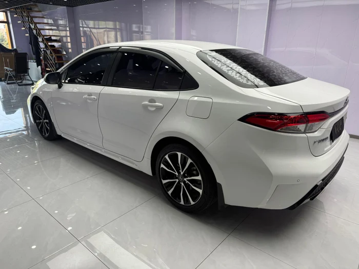 8d26a0b3-90b8-4ed8-b613-f644ad00fadb-toyotalevin5.jpg